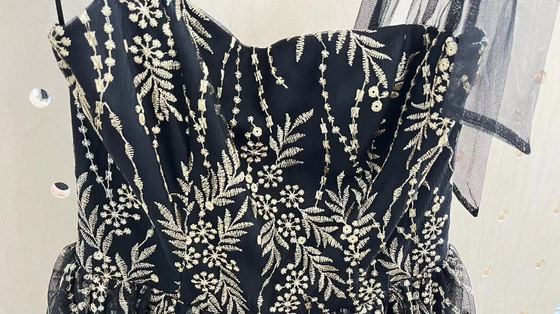 Couture Blkgold EMB Mesh Kleid