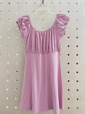 Mausfarbe 2*2 Strick Rib Kleid mit Puff Ärmel