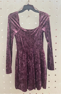 Luxus-Velvetkleid mit langem Ärmel